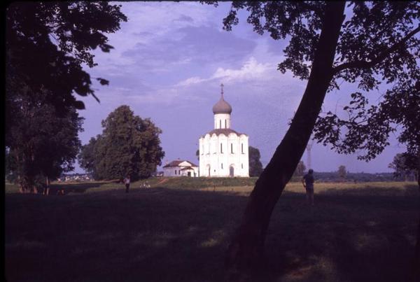 One many churches in the touristy town of Suzdal.